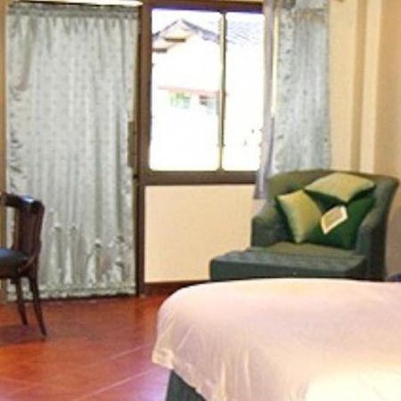 ไอริสห์ คลอค Hotel อุดรธานี ภายนอก รูปภาพ