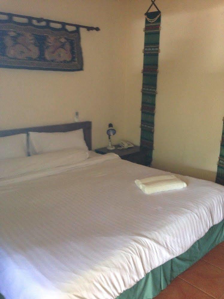 ไอริสห์ คลอค Hotel อุดรธานี ภายนอก รูปภาพ
